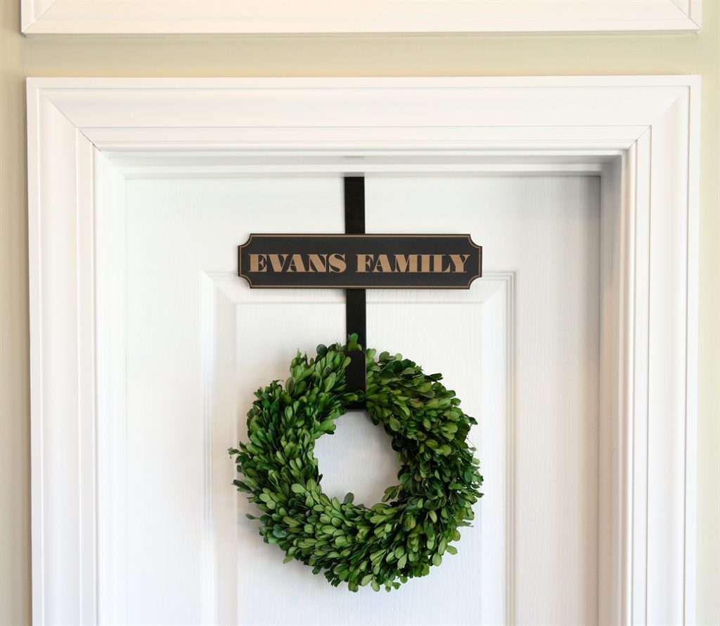 personalized-wreath-door-hanger-homestyle-2712-designs