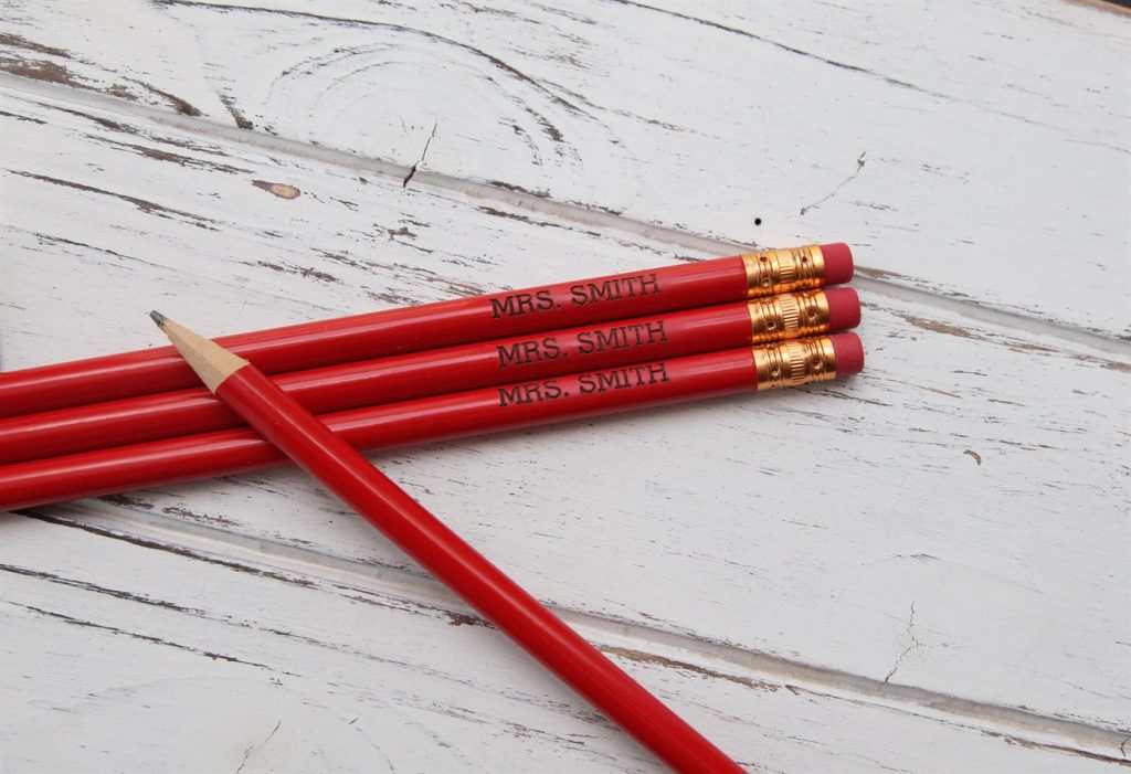 personalized pencils fast